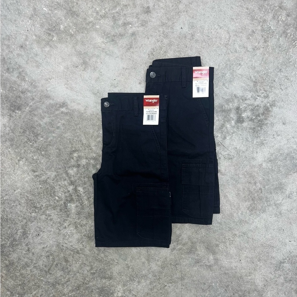 Set of 2 NEW Boy’s Black Wrangler Cargo Shorts School Uniform Sz 10 NWT
